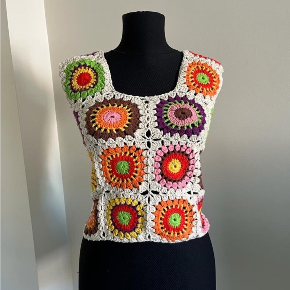 Colorful Crochet Set - Picture 4 of 5